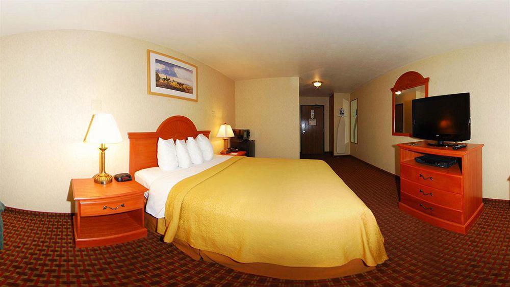 Spark By Hilton Sheridan Bagian luar foto