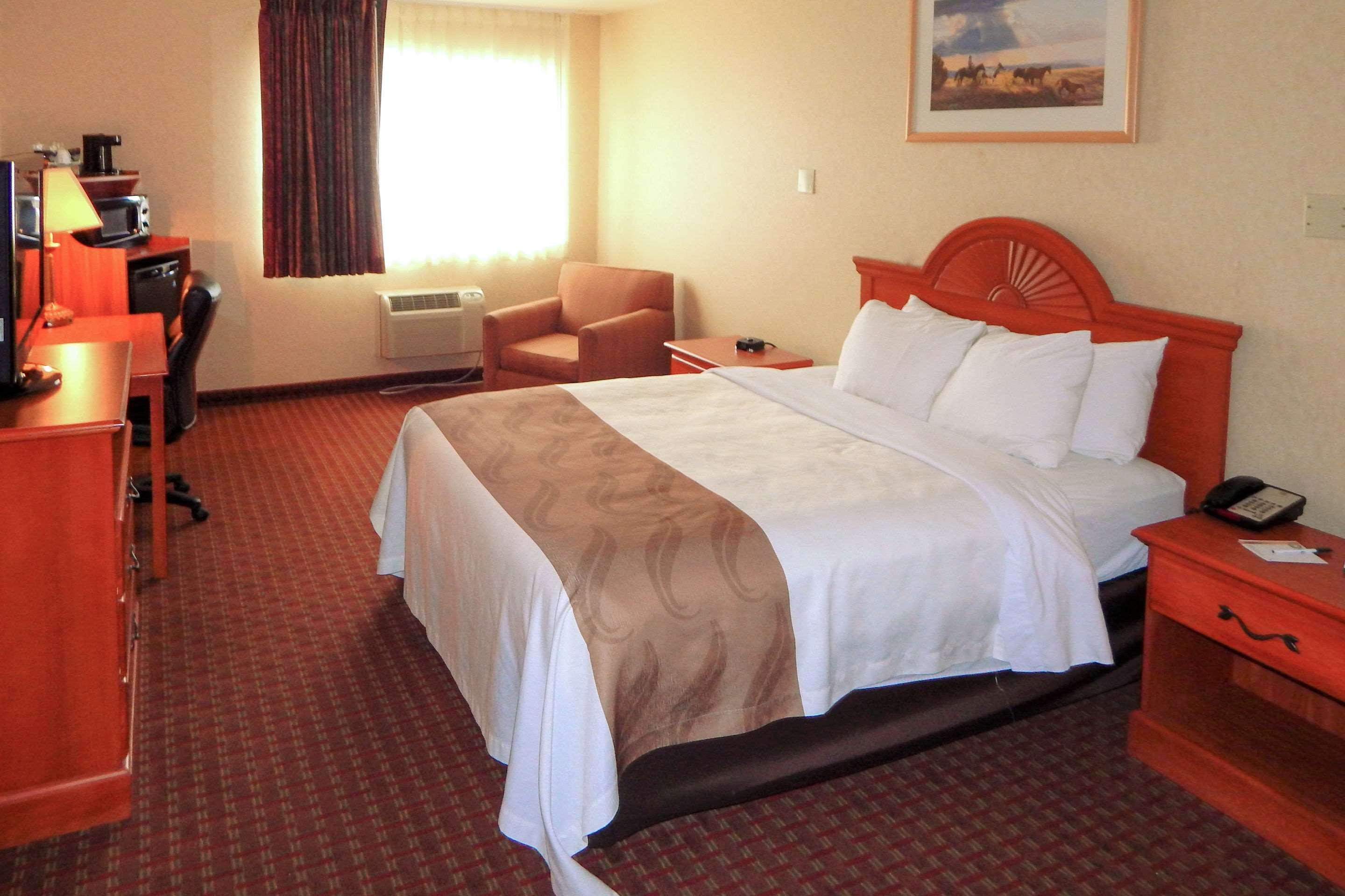 Spark By Hilton Sheridan Bagian luar foto