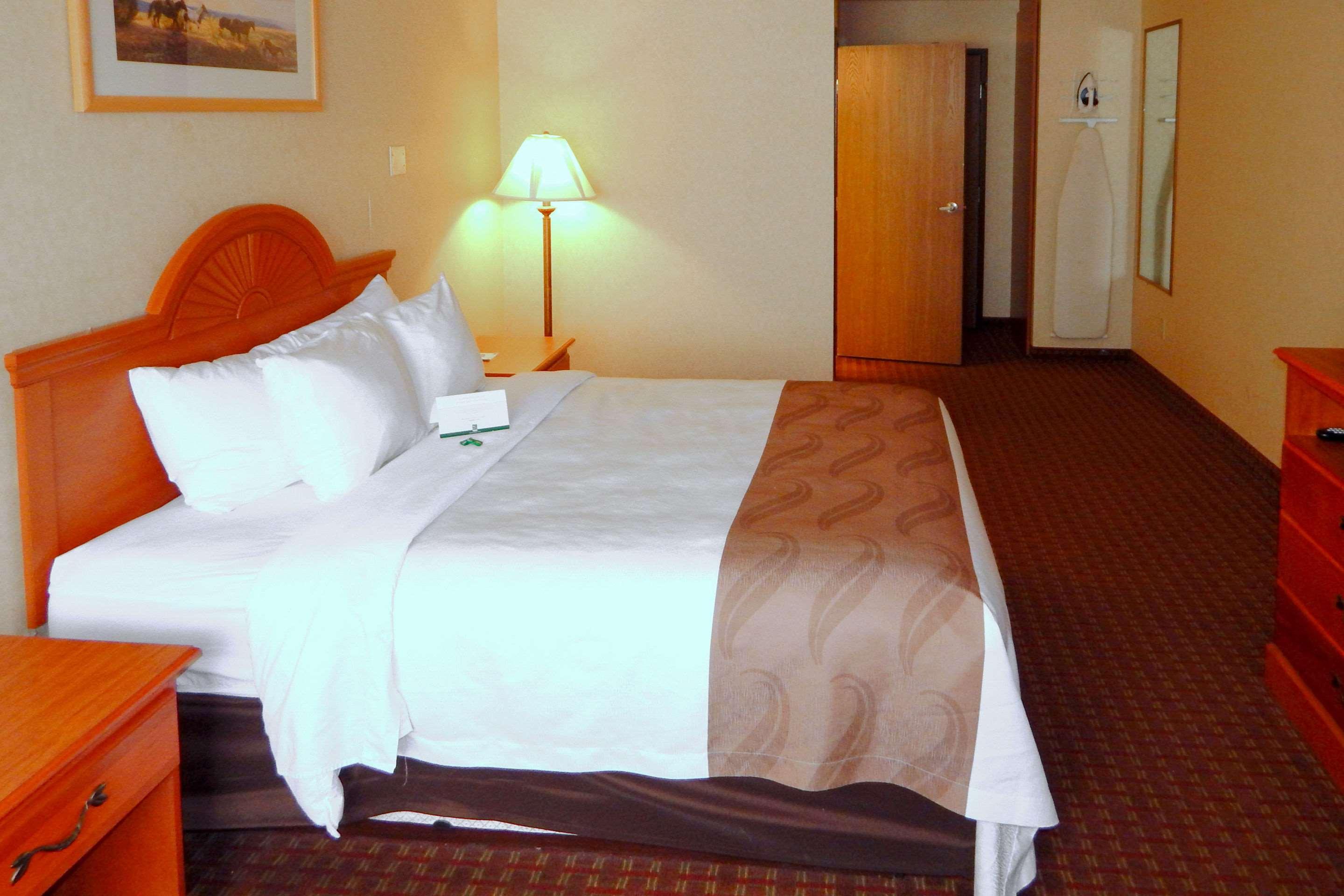 Spark By Hilton Sheridan Bagian luar foto